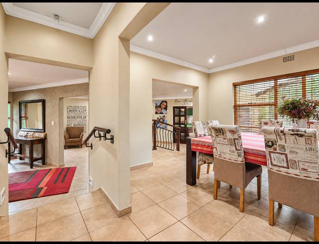 4 BEDROOM HOUSE FOR SALE IN THREE RIVERS EAST